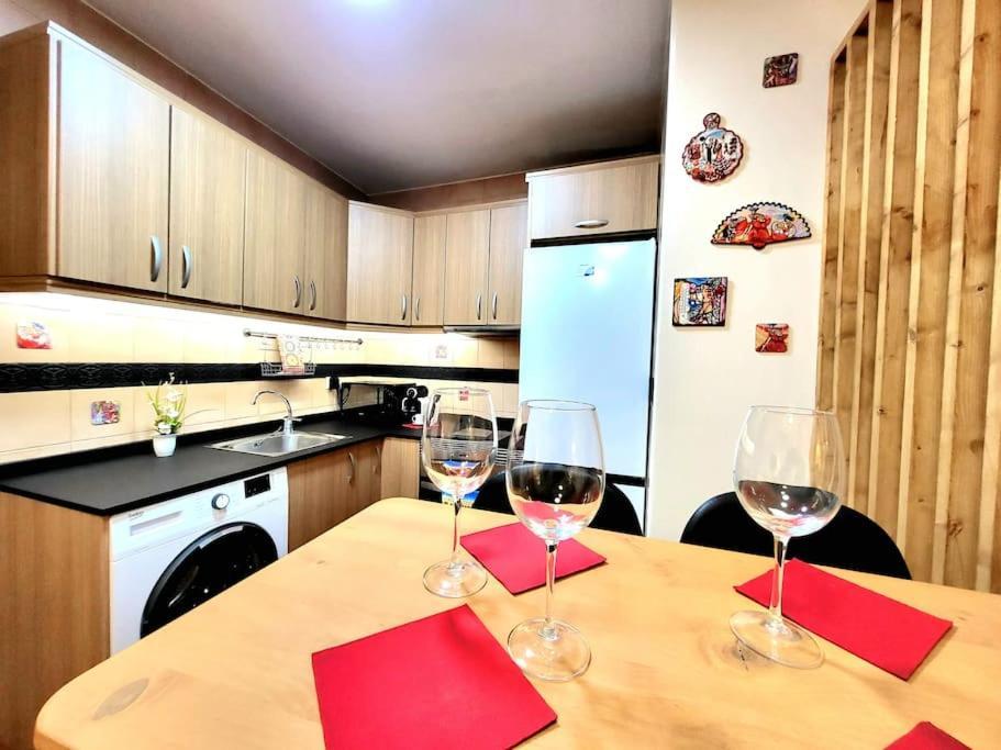 Flamenco, Apartamento Exclusivo De Dos Habitaciones En El Pleno Del Casco Antiguo, Alicante, Playa, Centro Historico, Rambla エクステリア 写真